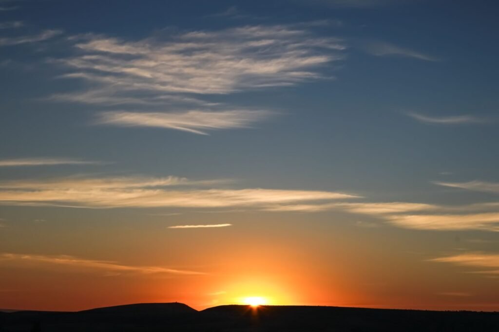Lever de soleil sur un ciel dégagé