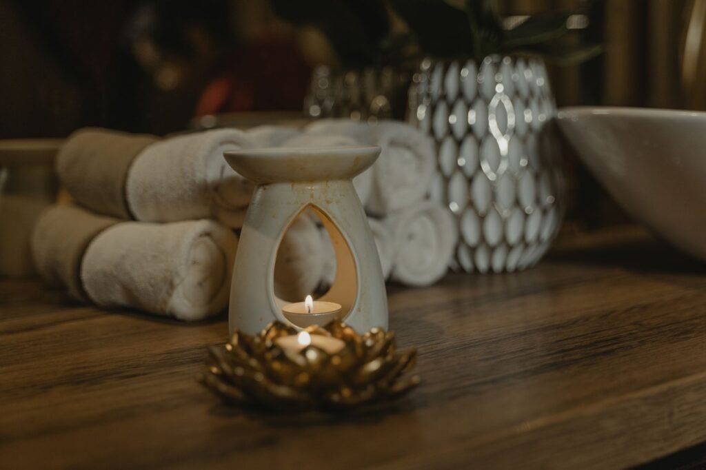 Ambiance spa, serviettes et bougies