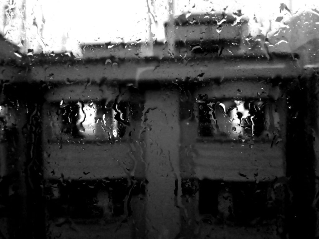 Gouttes de pluie sur une vitre